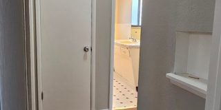 1134-1138 N Akron St Gallery 31