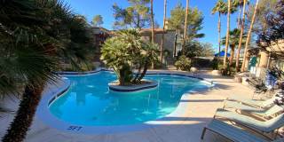 Resort Style 3 Bedroom Condo Located near UNLV, Airport and Strip Gallery 1