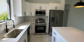 1049 Citrus Avenue S Gallery 2