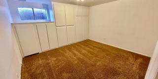Six Bedroom Home in Bloomington Ranches Gallery 20