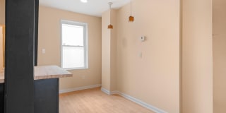 1123 W LOMBARD Street Gallery 13