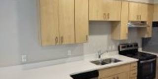 2960 Willamette St. Gallery 364