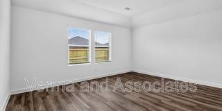 4771 W Folsom St Gallery 13