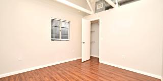 2 Bedroom, 1 Bath -  Colonial Town Gallery 20