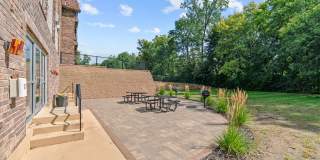 Cedarwood West Apartments Gallery 43