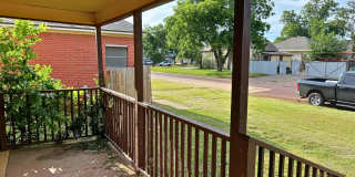 Remodeled 3 Bed 1 Bath in Kemp & Jackson! Gallery 3