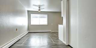 5351-61 Everett Street Gallery 16