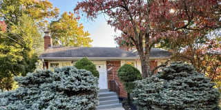 3221 HOLLY HILL Drive Gallery 1