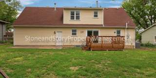 4 bedroom 2 bath on quiet street in Briarwood Gallery 4