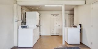 1312 S Jackson Avenue - B Gallery 16