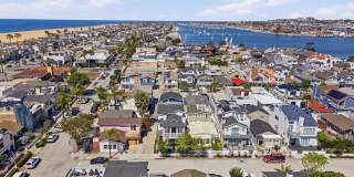 Modern Furnished Balboa Peninsula Beach House with Rooftop Deck Gallery 37