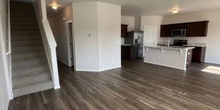 *First 4 Weeks Rent FREE!* Three Bedroom | Two and a Half Bathroom Home in Farmington Gallery 10