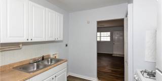 560 Winton Terrace NE Gallery 9