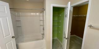 Beautiful 2 bed 2.5 bath brick townhome in Apex Gallery 19