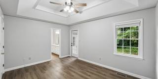 House for Rent in Athens, GA — Beautiful 3-Bedroom Home on a Corner Lot, Convenient to UGA Gallery 17
