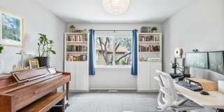 Spacious 3 Bedroom Townhouse-Style Condo Near Buckley SFB Gallery 18
