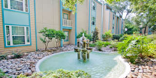 Oak Creek Gallery 17