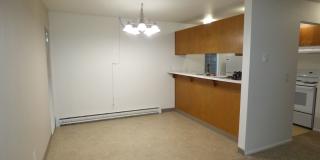 Rent Special: 1/2 Off June's Rent!! - Upstairs 2 Bedroom Unit Gallery 18