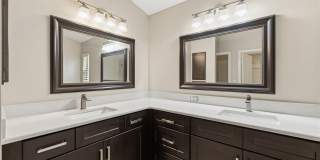 11906 Derbyshire Dr Gallery 15