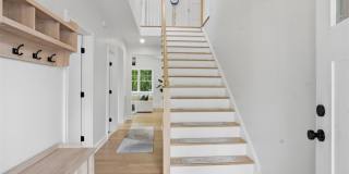 33 Howland Avenue Gallery 4