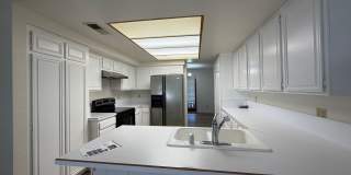 Spacious Updated Bonita Condo Gallery 29