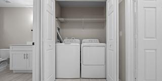 1701 Forest Knoll Dr NE Gallery 21