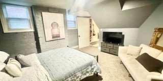 1930's Gem! Gallery 27