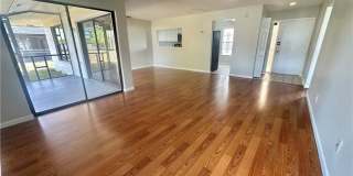 221 SW 34th Terrace Gallery 1