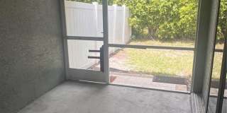 4618 SW 7th Place Gallery 10