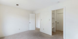 Sherwood Glen Gallery 25