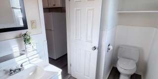 268 WILKES Gallery 9