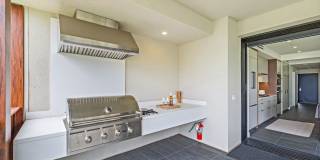 **Modern Wailea Living** Gallery 10