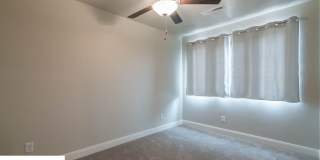 Spacious 4 Bedroom Townhome in Hurricane Heights! Gallery 4