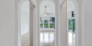 Amazing 4 Bedroom, 3 Bath home plus large 21'x11' loft located in Parkland Isles! Gallery 71