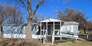Spacious 3 Bedroom, 2 Bath Double-Wide Mobile Home Gallery 1