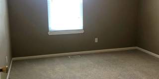 4 Bed, 3 Bath with Fenced Backyard!! Gallery 15