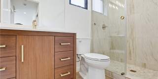 12509 Emelita Gallery 24