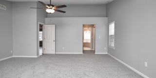 4BDRM, 3.5BA w/Fenced Yard in Sedona Woods! $2900/mo Gallery 48