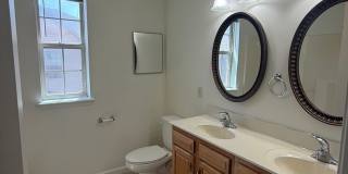 Maverick Apartments! Gallery 45