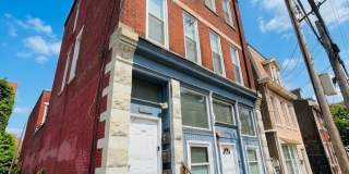 2405 Sarah Street Gallery 1
