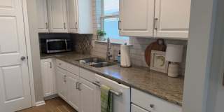 Beautiful 2BR (plus Loft) Furnished Home! Gallery 13