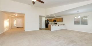 Clean and neat 4 bedroom, 2 bathroom single story in the Fancher Creek area 93727 Gallery 6