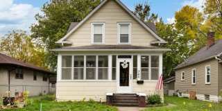 Charming 4 Bedroom/1.5 Bath Home for Rent Gallery 1