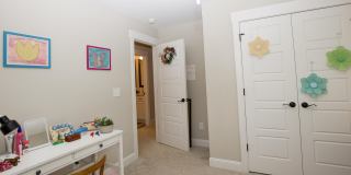 595 E L Ives Drive Gallery 54