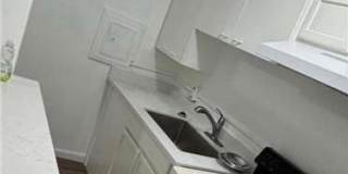 312 W Cleveland Avenue Gallery 6