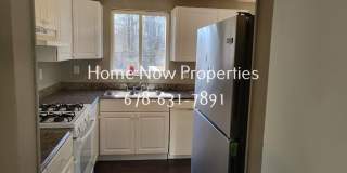 Spacious 5BR/3BA Split-Level Home | Bonus Room | Hardwood Floors | Stone Mountain Gallery 9