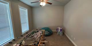 632 Clay Street Gallery 8