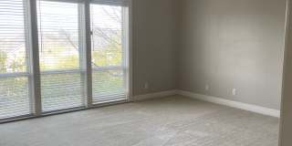 Luxury Living in The Knolls Gallery 14
