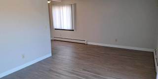 Corinthian Gallery 15