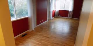 Downtown Burien duplex - main floor rambler unit - 3 bedroom 1 bath, storage & washer/dryer! Available August 10th! Downtown Burien duplex - main floor rambler unit - 3 bedroom 1 bath, storage & washer/dryer! Available August 10th! Gallery 7